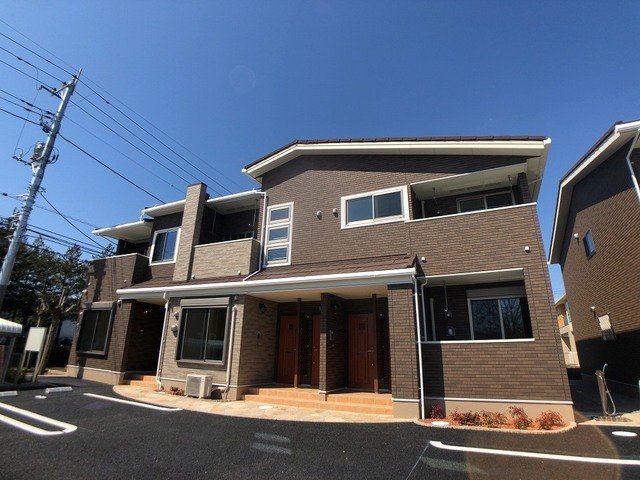 建物外観　落ち着いた雰囲気の外観です
