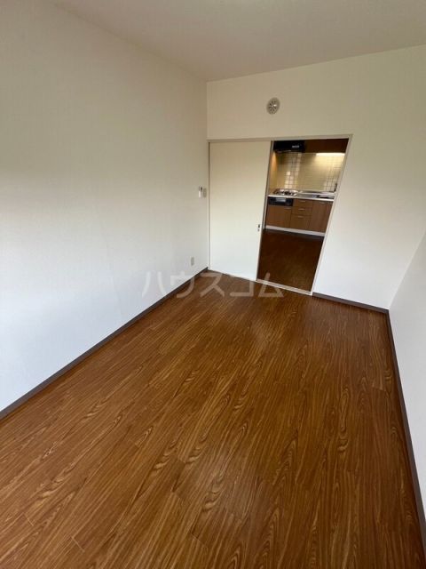 マイキャッスル久地の居間写真