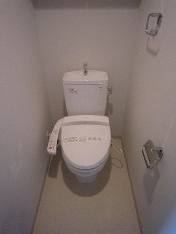 トイレ　ウォシュレット付きトイレ