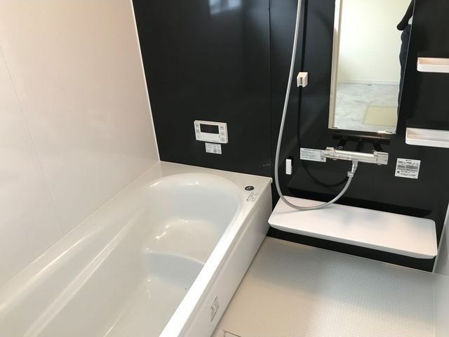 東武東上線 下赤塚駅 徒歩15分 3階建 築6年の風呂写真