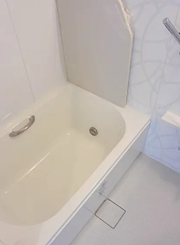 バス・シャワールーム　別部屋の画像を使用しております。