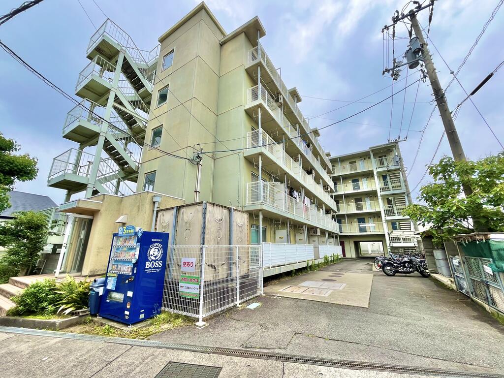 セントバレンタインハイツA棟の外観写真