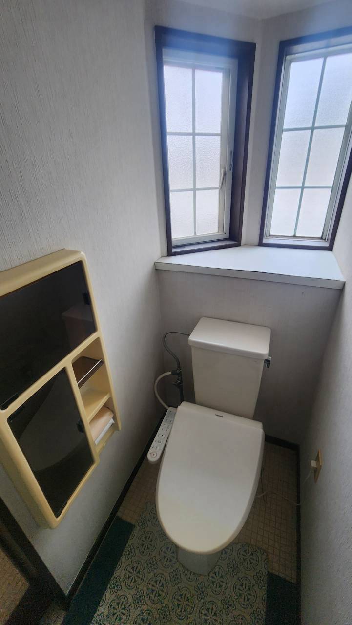 大手3丁目戸建のトイレ写真
