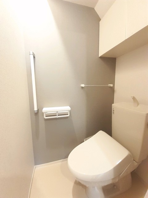 カーサプリート IIIのトイレ写真