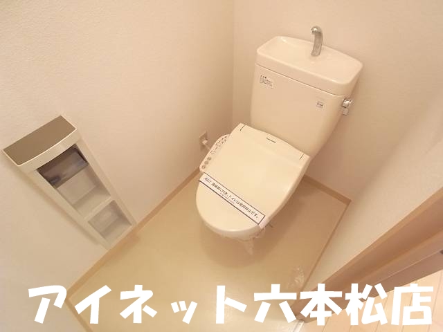 トイレ　落ち着く空間ですね。