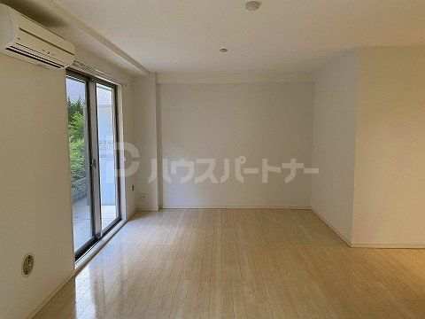 メゾン・ド・和の居間写真