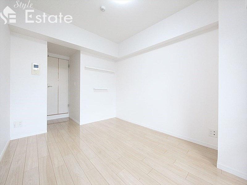 居室・リビング　内装