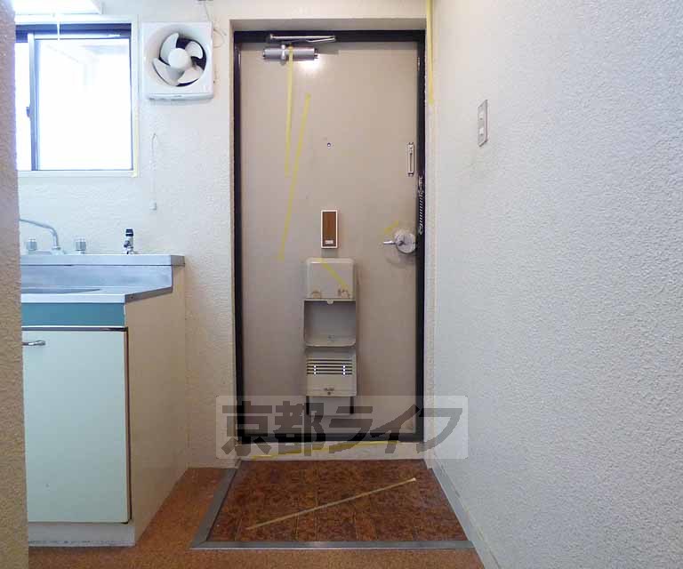 玄関　玄関です。