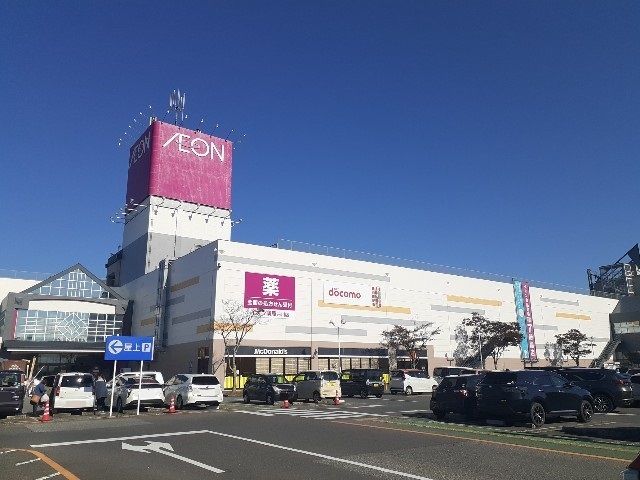 【遠田郡美里町関根のアパートのショッピングセンター】