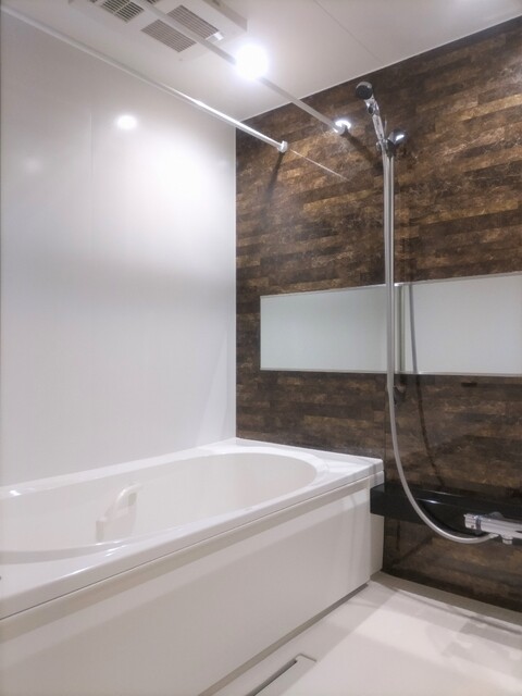 バス・シャワールーム