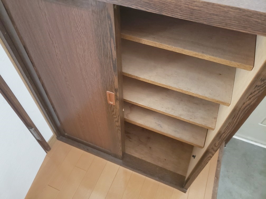 玄関　シューズボックス