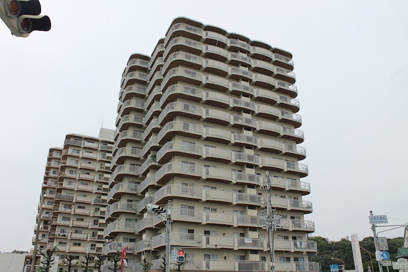 姫路市延末のマンションの建物外観