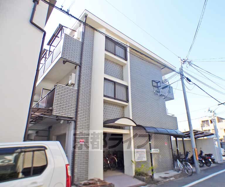京都市北区紫竹下緑町のマンションの建物外観