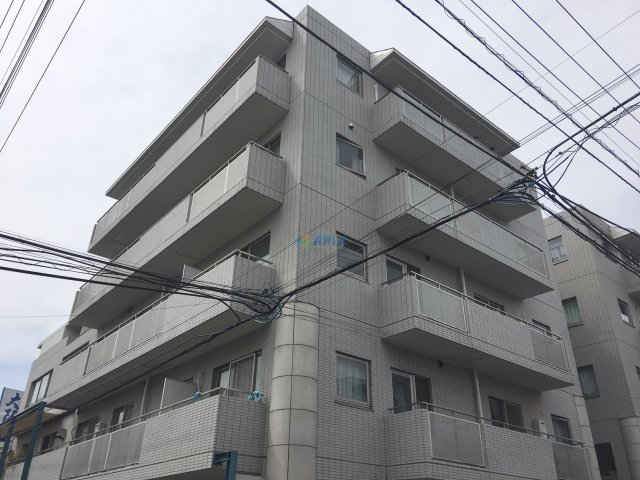 横浜市鶴見区潮田町のマンションの建物外観