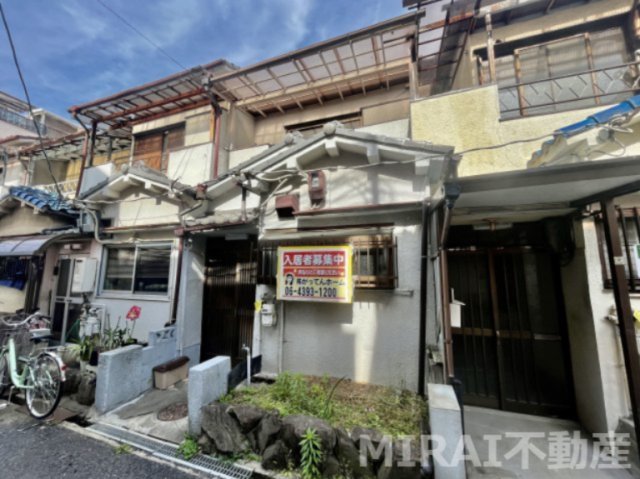 船橋町テラスの建物外観