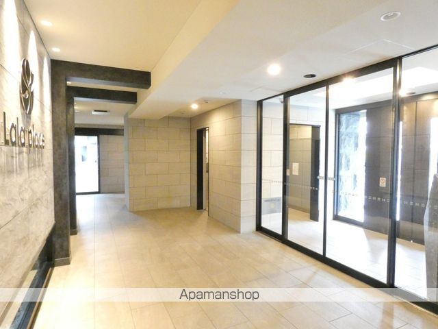 ロビー　ロビー