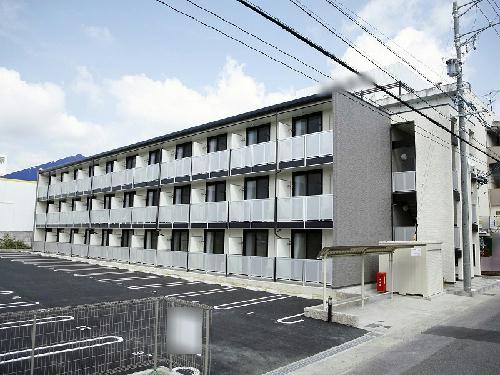 【レオパレス雅風の建物外観】