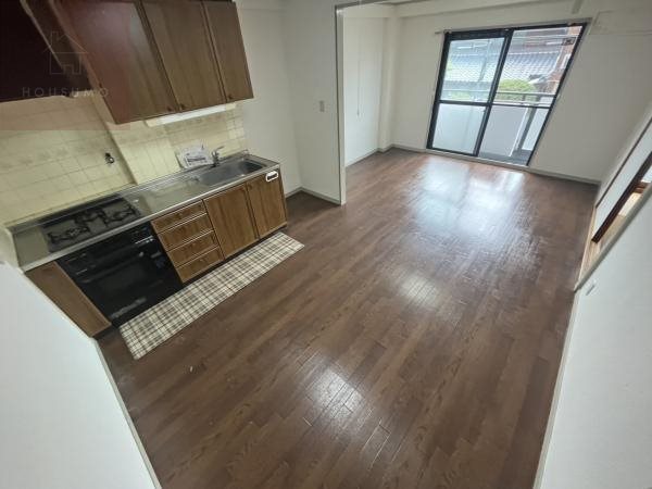 居室・リビング　ゆったり過ごせる居間です