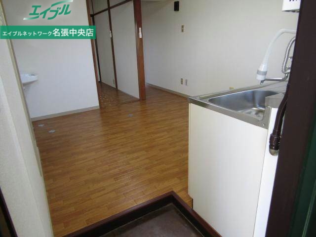 玄関　明るい室内