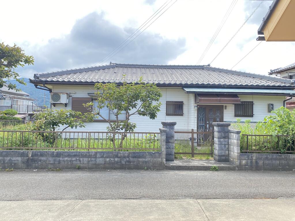 三方郡美浜町戸建ての建物外観