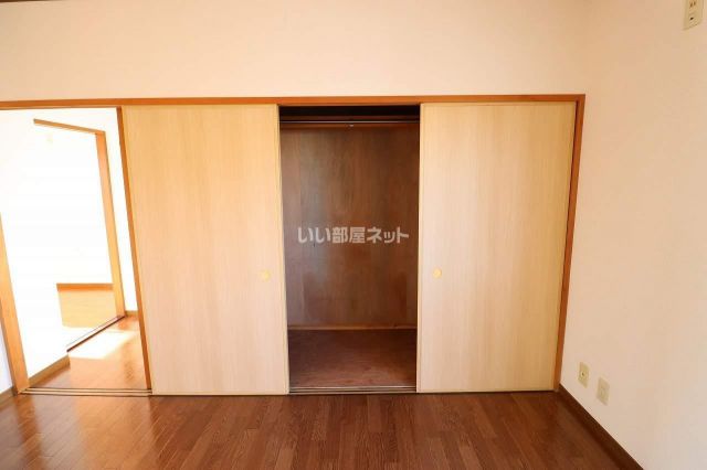 【富士市伝法のマンションの収納】