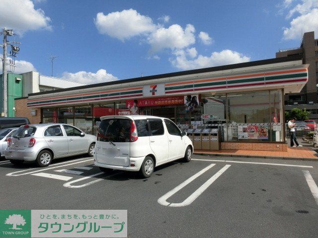 【流山市松ケ丘のマンションのコンビニ】