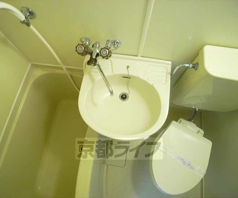 洗面設備　洗面所です。