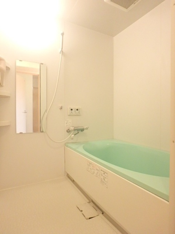 バス・シャワールーム　図面と現状に相違がある場合には現状を優先