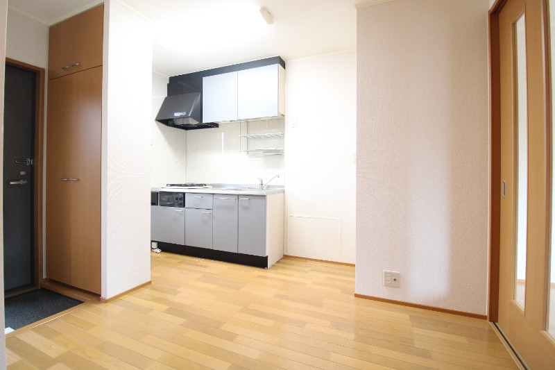 ウエストハイム_内装_0