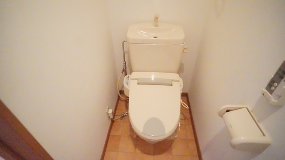 トイレ　シャワー付トイレ