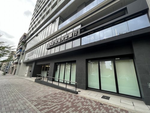 銀行　大垣共立銀行本山支店（銀行）まで380m