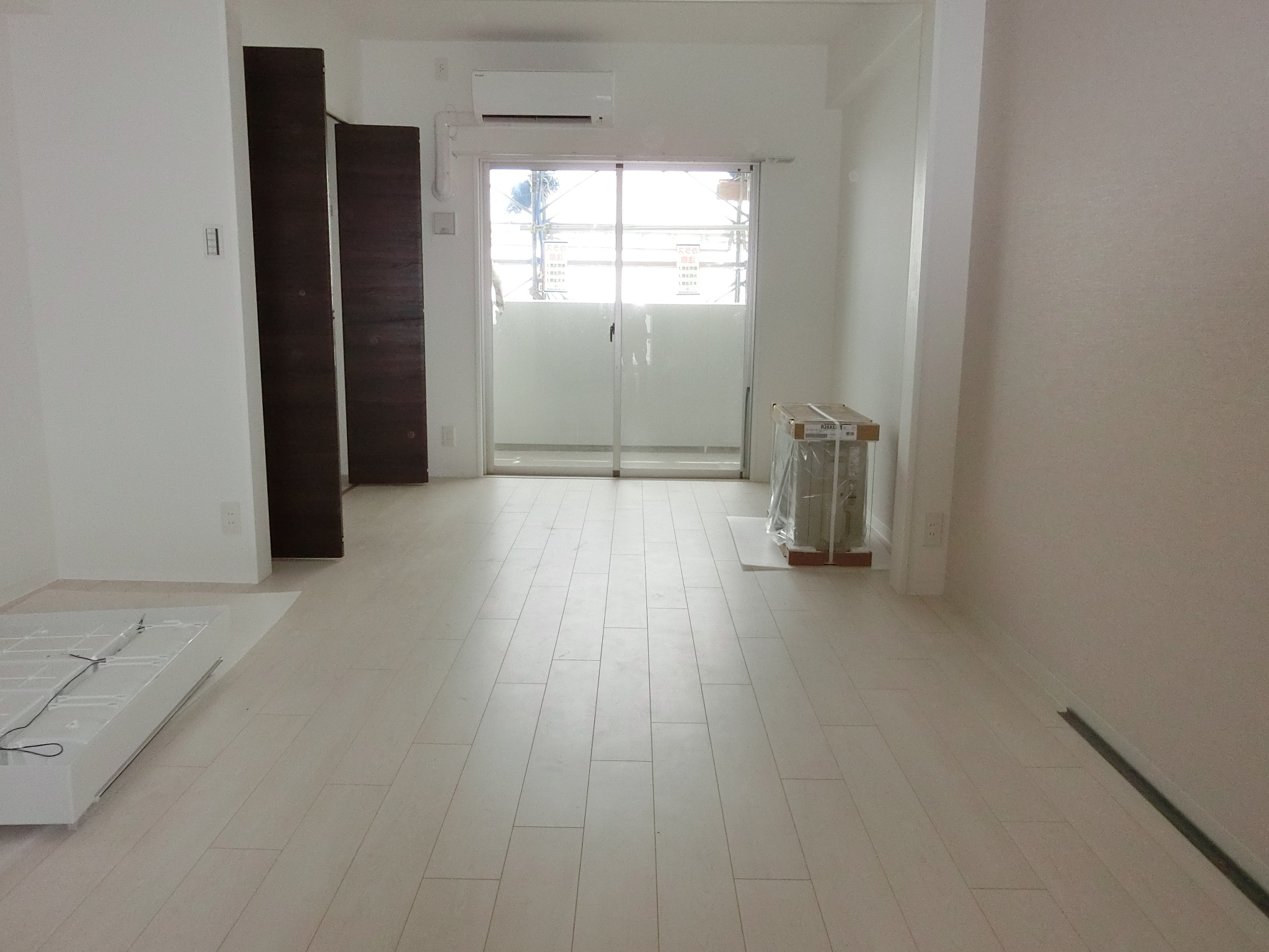 居室・リビング　※建築中のお写真です。現況を優先させていただきます。