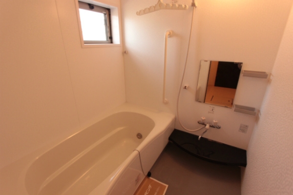 バス・シャワールーム　浴室(1坪タイプ・追焚き・浴室乾燥付き)