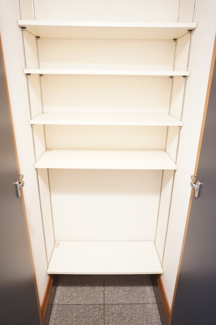 玄関　シューズボックス★