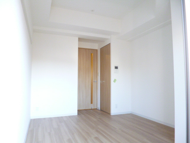 その他部屋・スペース　ピッカピカフローリングです