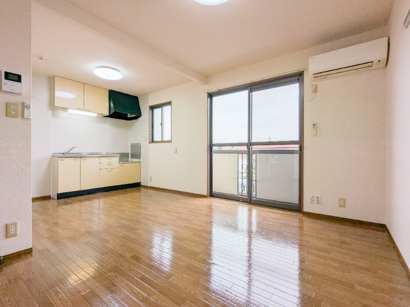 居室・リビング　図面と現状に相違がある場合には現状を優先