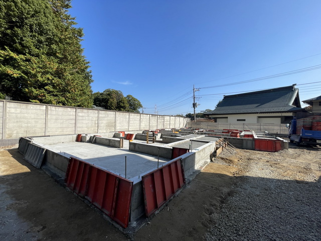 エントランス　～頑張って施工中～