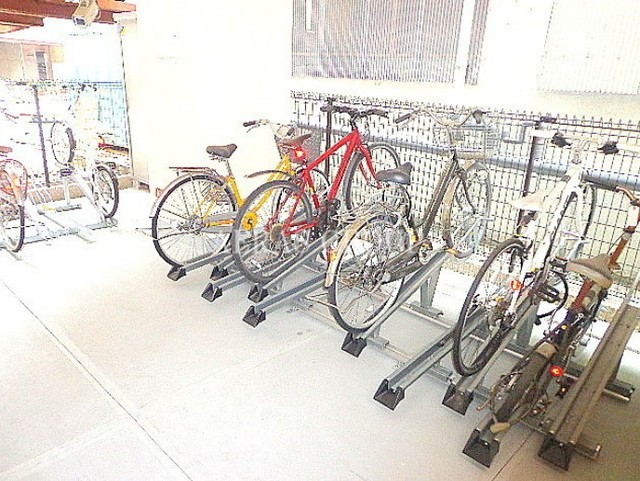 駐車場　駐輪場