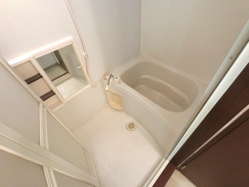 バス・シャワールーム　図面と現状に相違がある場合には現状を優先