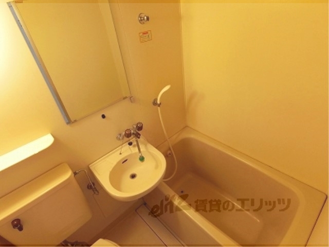 バス・シャワールーム　ユニットバス