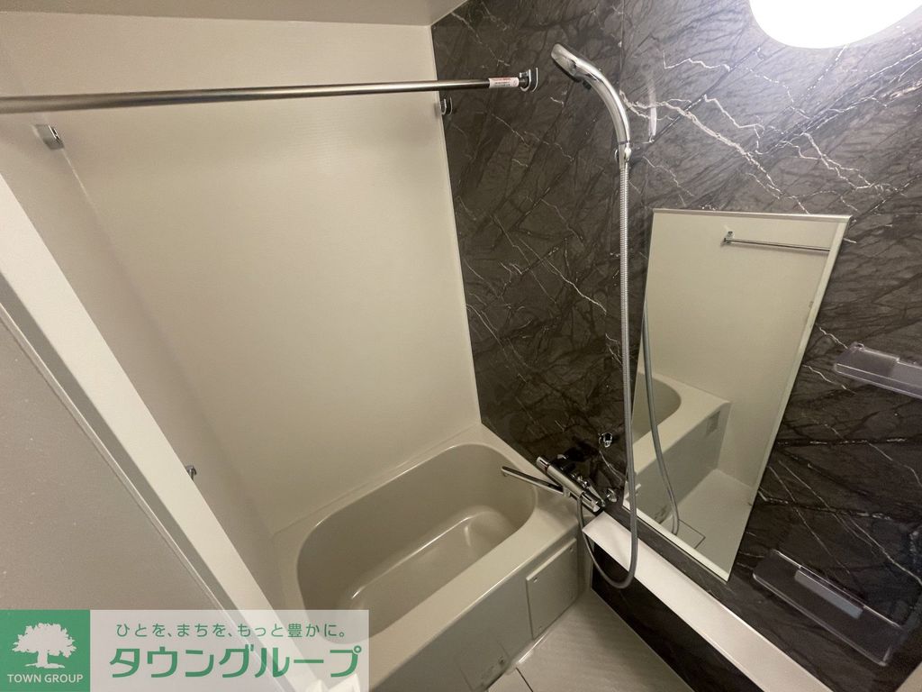 バス・シャワールーム　バス