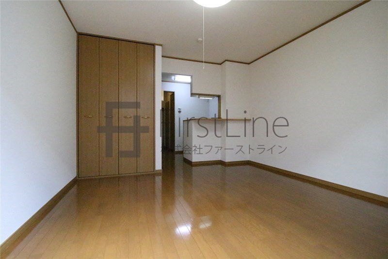 居室・リビング　別棟別号室タイプ