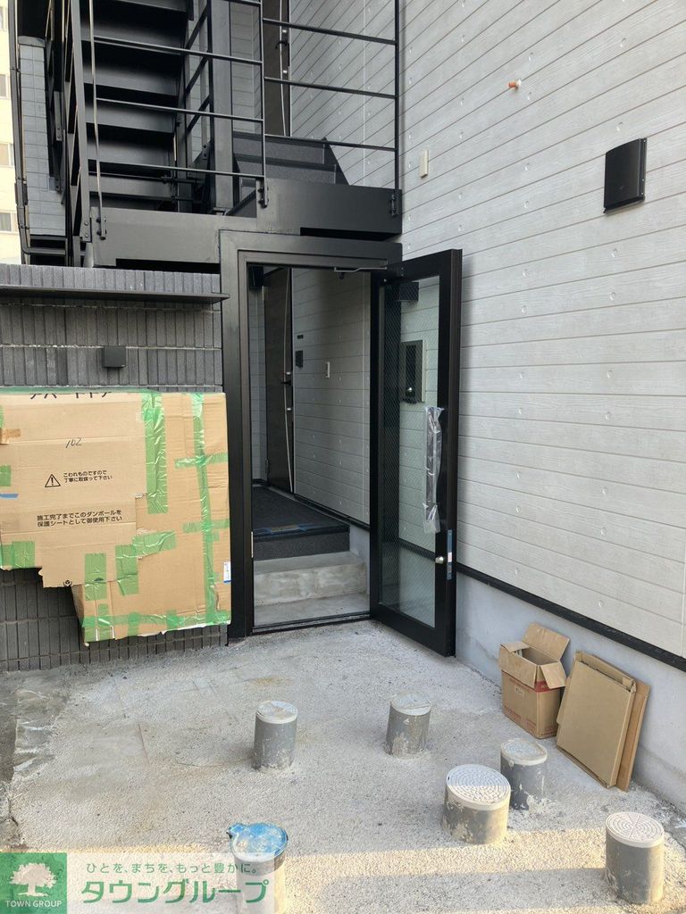 エントランス　エントランス