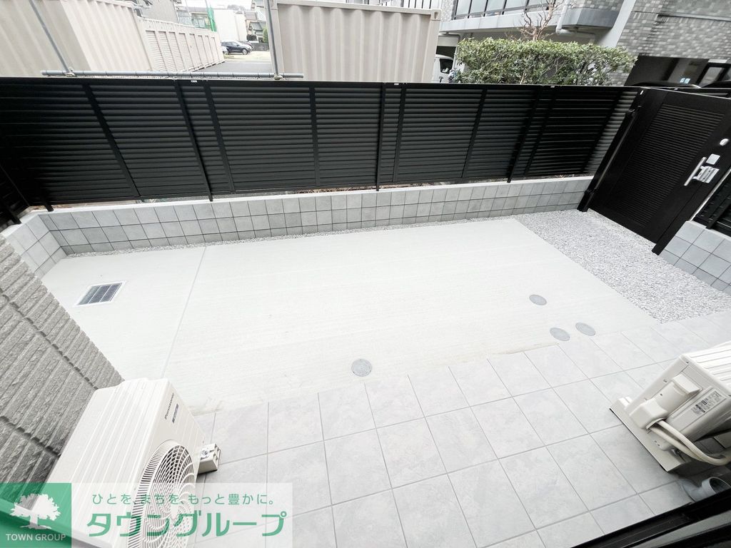 バルコニー　バルコニー