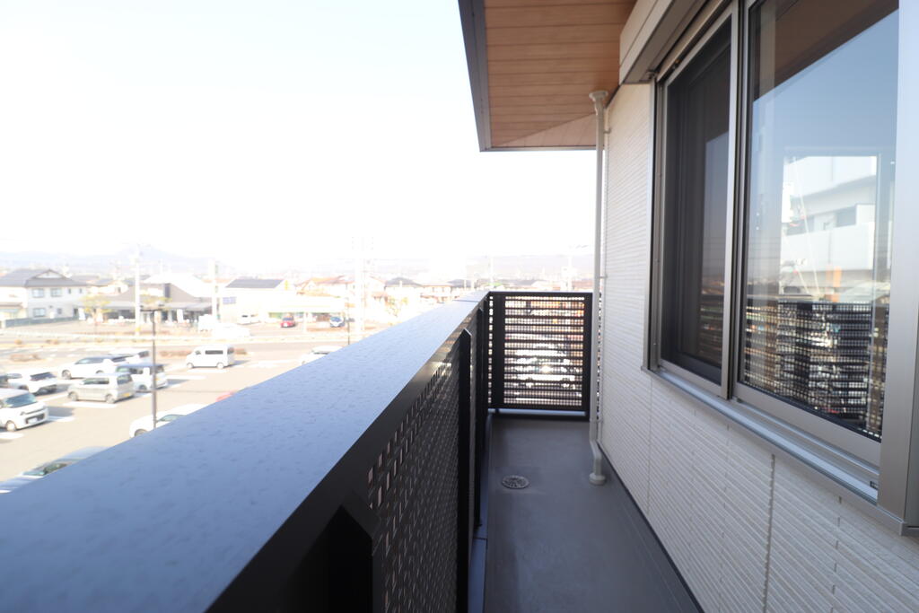 バルコニー　バルコニー