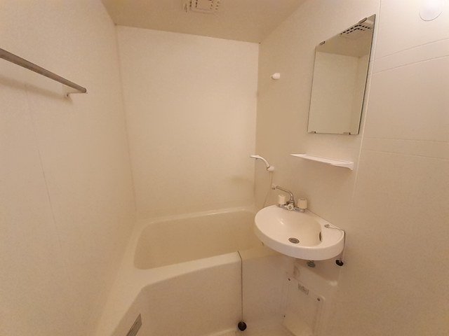 バス・シャワールーム　日々の暮らしに欠かせないお風呂です