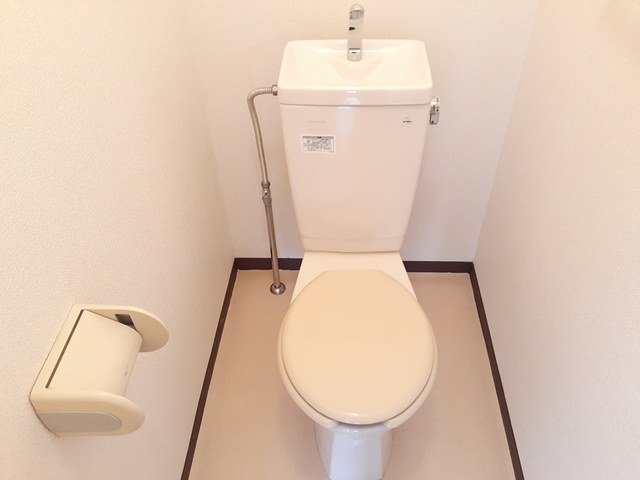 トイレ　シンプルで使いやすいトイレです