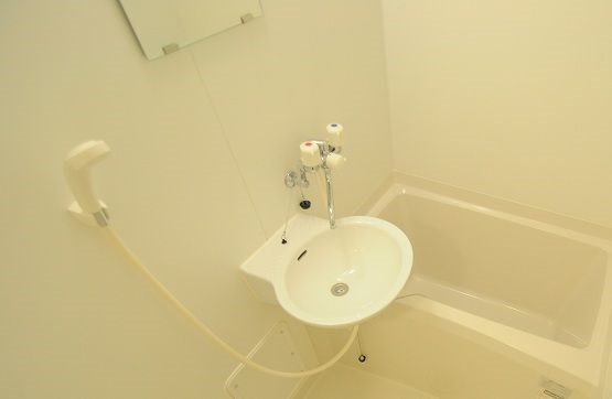 バス・シャワールーム　現状優先