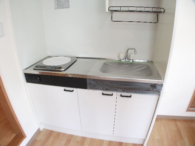 キッチン　ＩＨコンロ設置済みのキッチン
