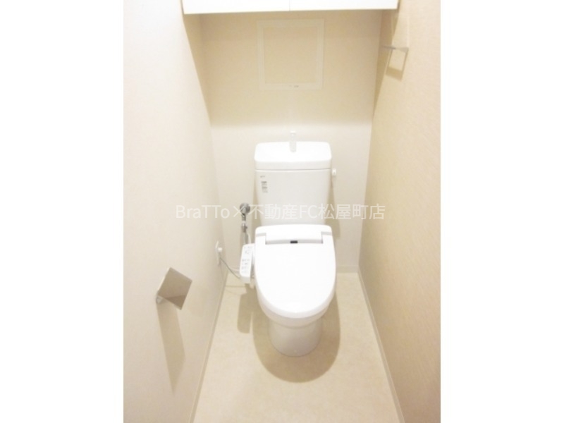 トイレ　トイレ（ウォシュレット付き）